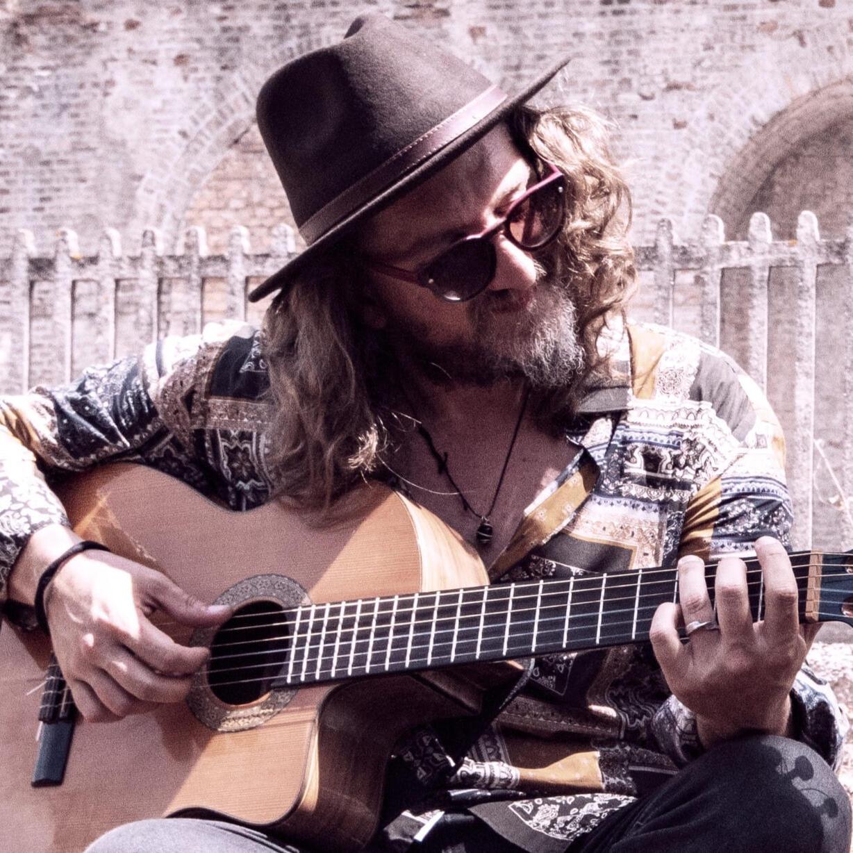 Martin Navello Il cantautore della collina